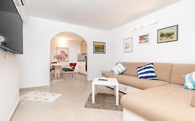 Apartman Lea